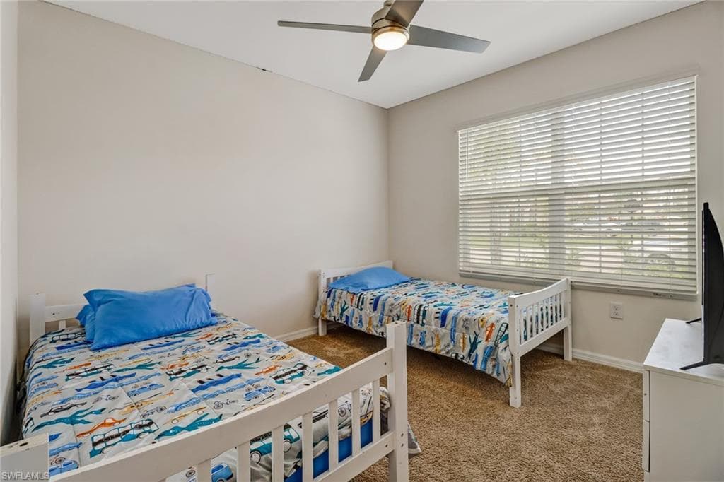 742 HADLEY PL W-18