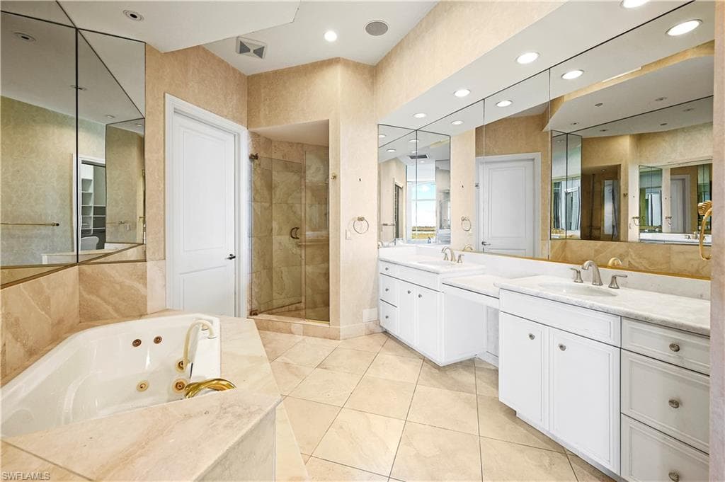 4801 Island Pond CT 1202-30