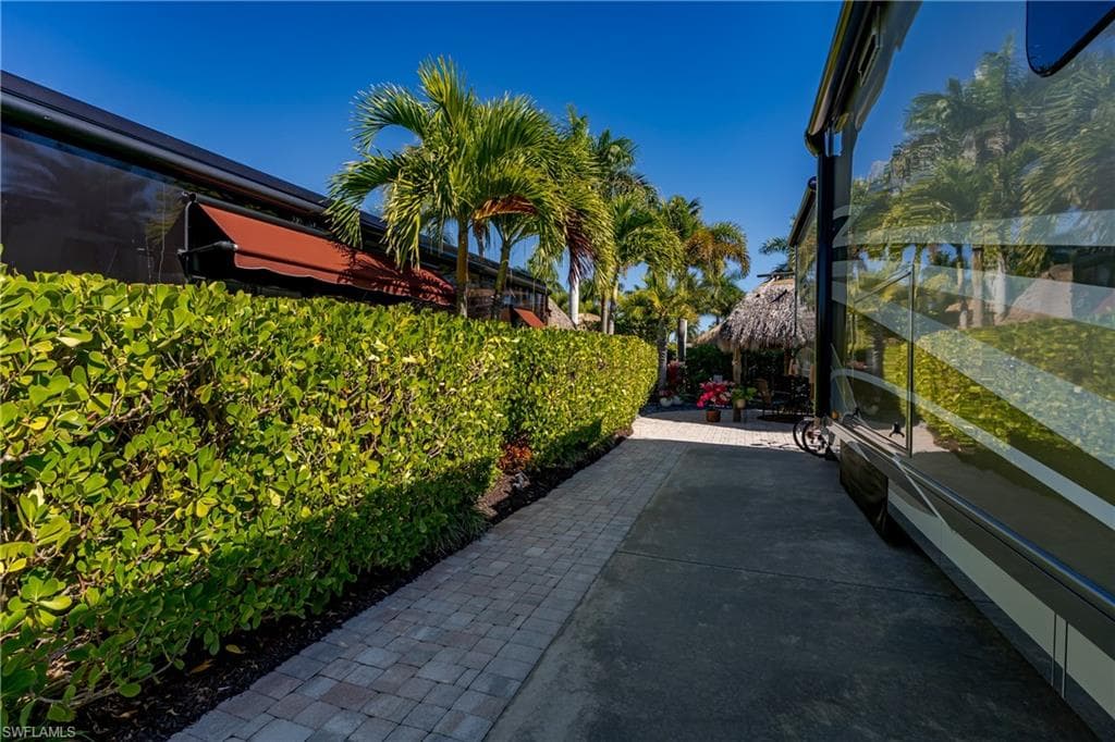 13466 Ladyfish LN-20