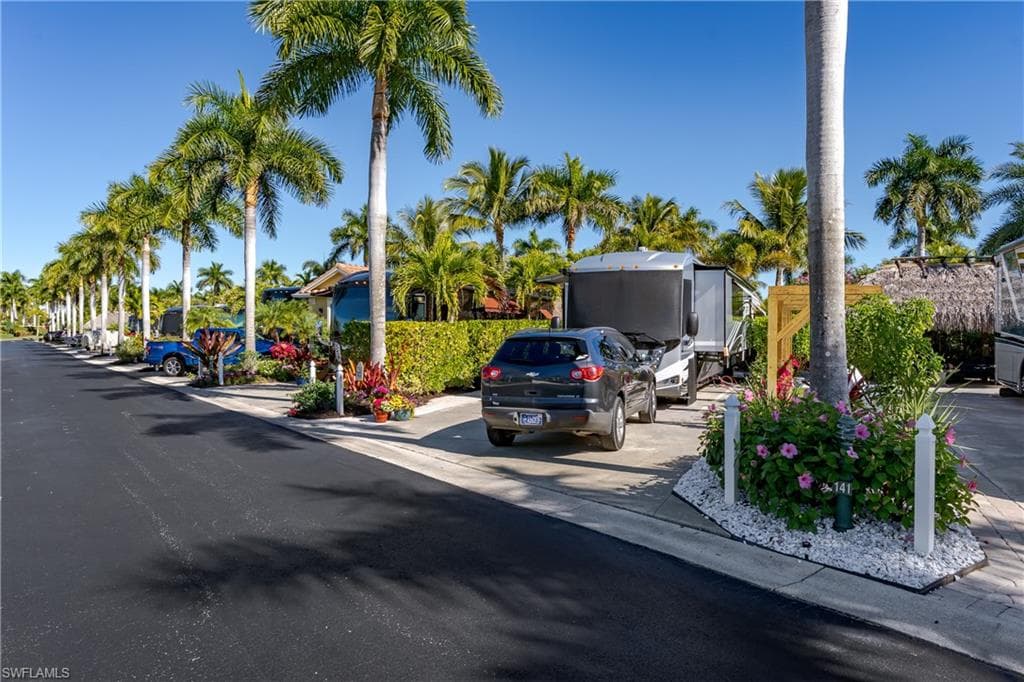 13466 Ladyfish LN-33