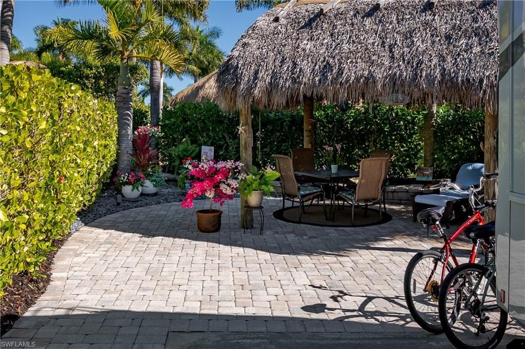 13466 Ladyfish LN-4