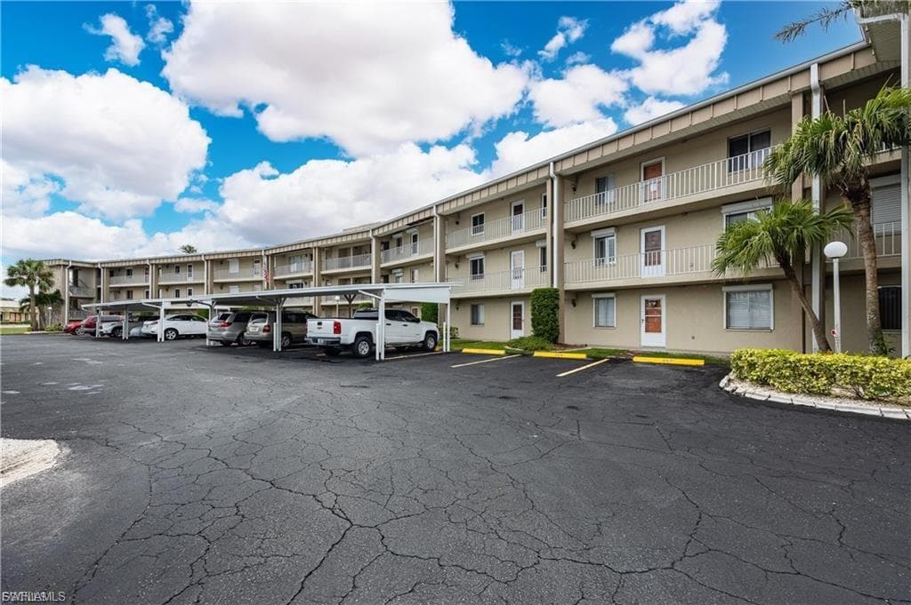 2244 Winkler AVE 207-21