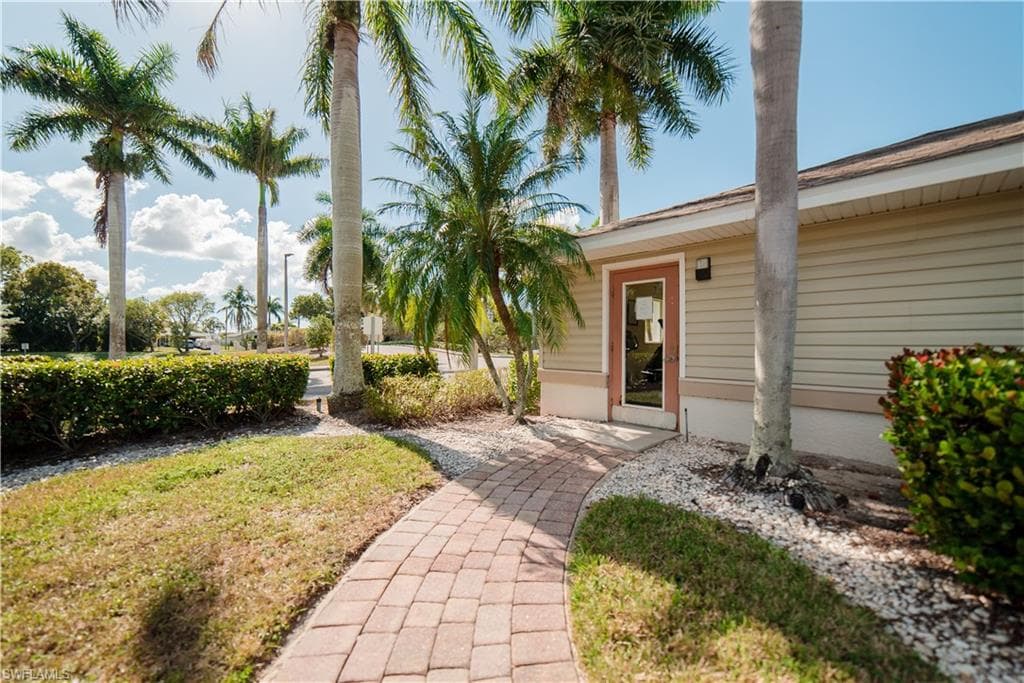 1771 Four Mile Cove PKWY 1031-25