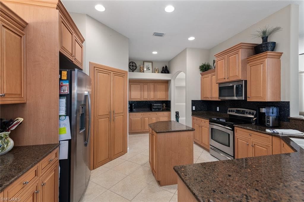 8583 Via Lungomare CIR 201-10