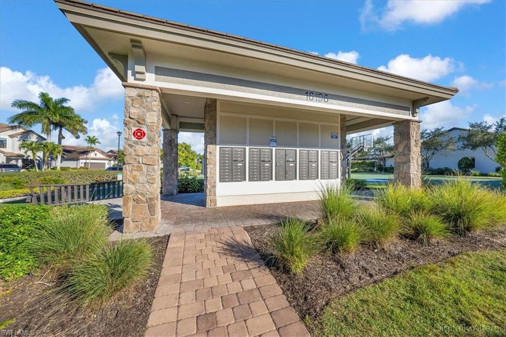 16367 HALBERRY LN-49