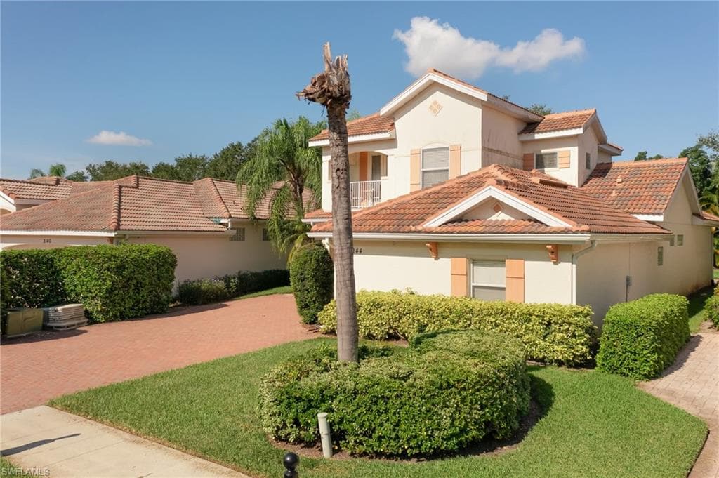 3144 Sundance CIR-24