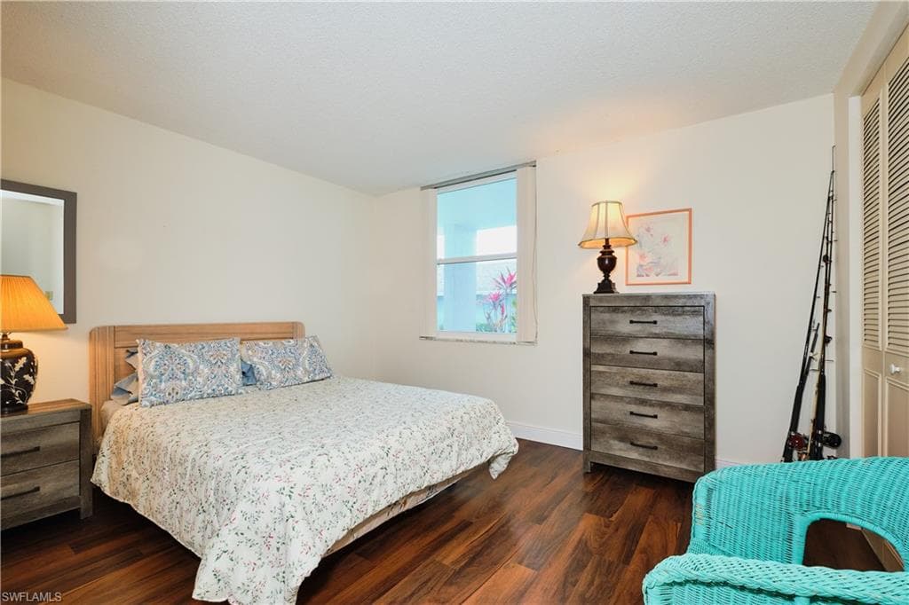 5959 Winkler RD 118-10