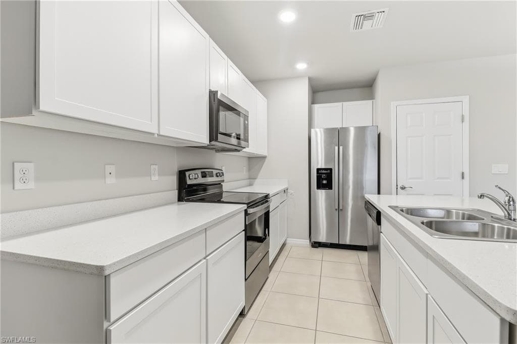 15376 Wildflower CIR-32