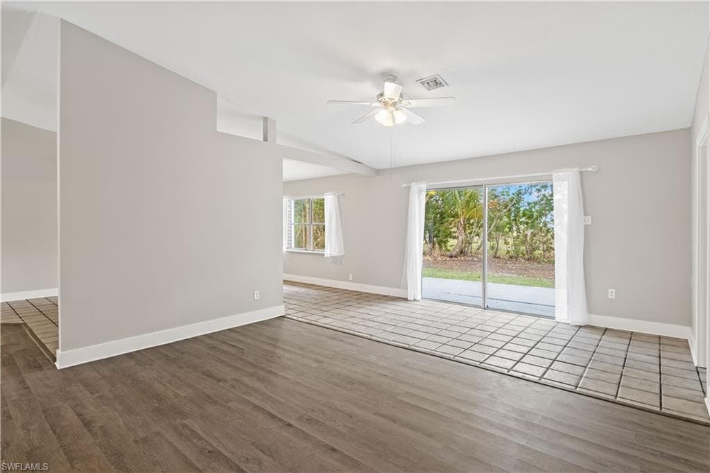 5675 Sandal LN-12