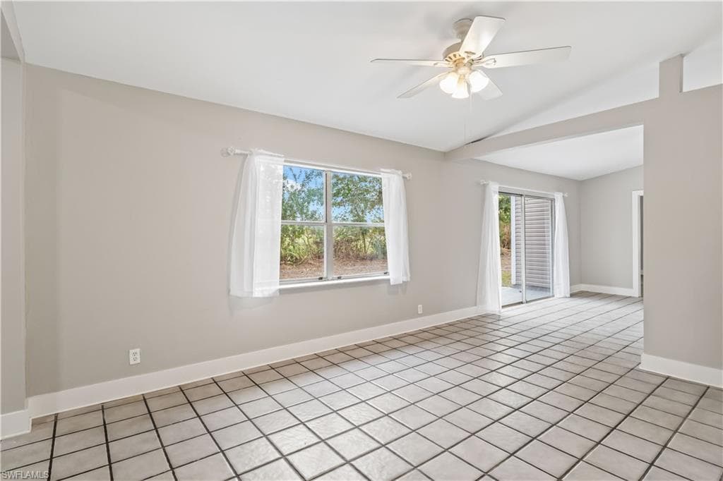 5675 Sandal LN-15