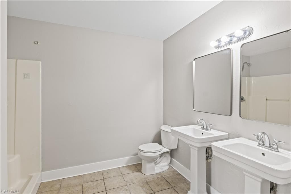 5675 Sandal LN-25