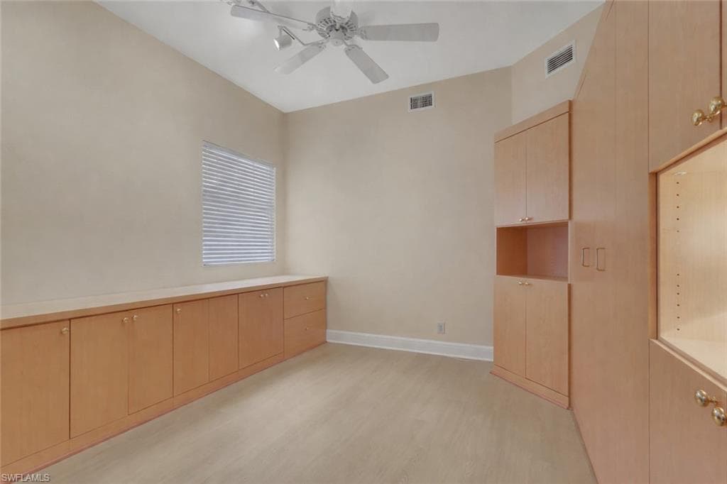 714 Regency Reserve CIR 3201-13