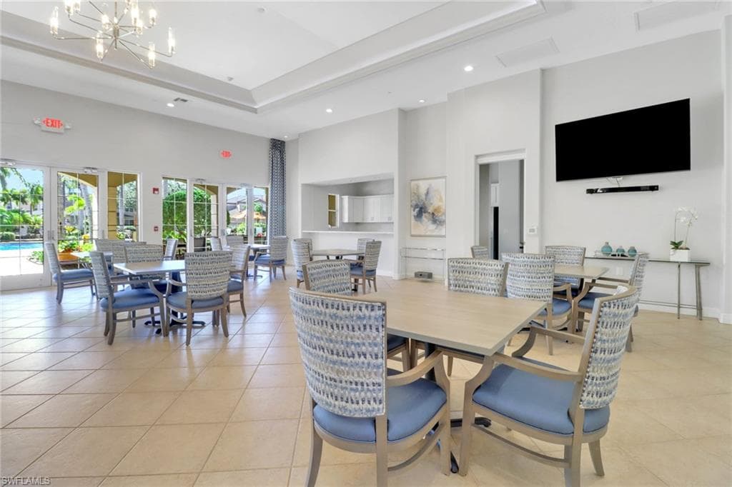714 Regency Reserve CIR 3201-33