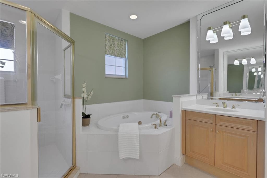 714 Regency Reserve CIR 3201-11