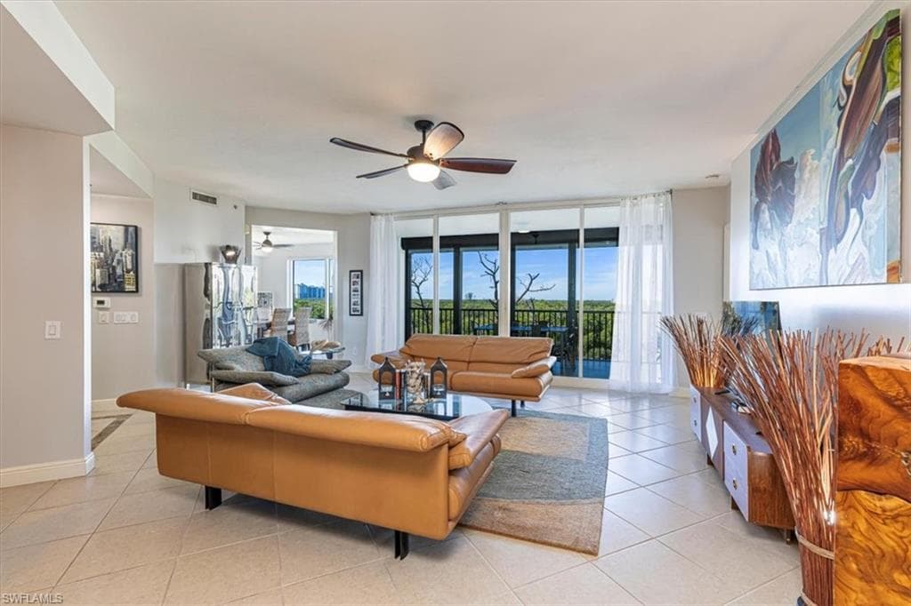 445 Cove Tower DR 504-7