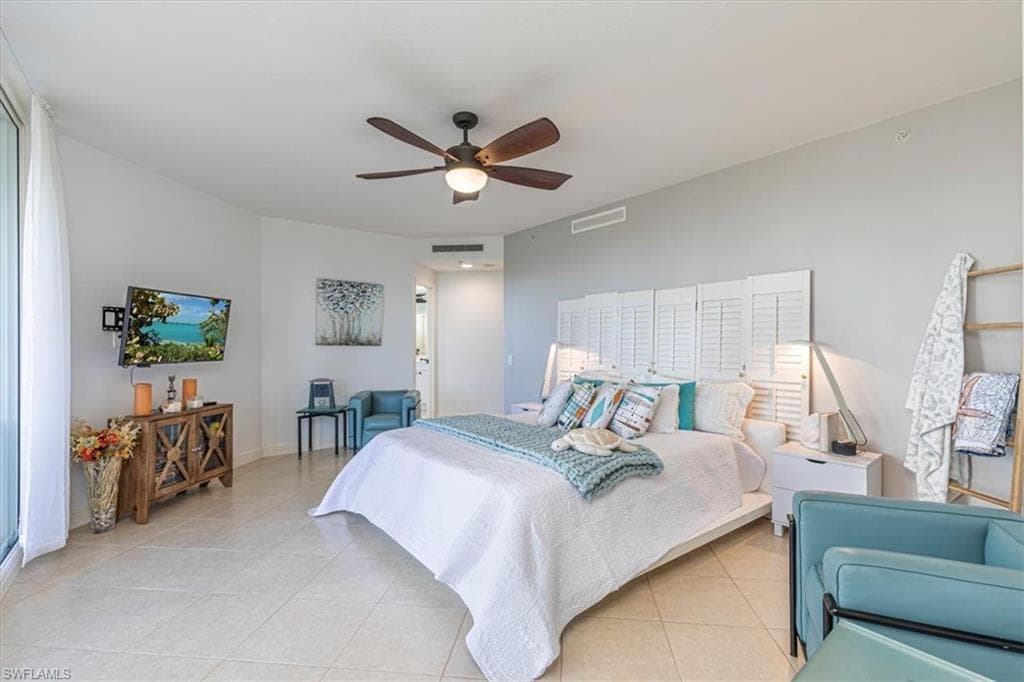 445 Cove Tower DR 504-18