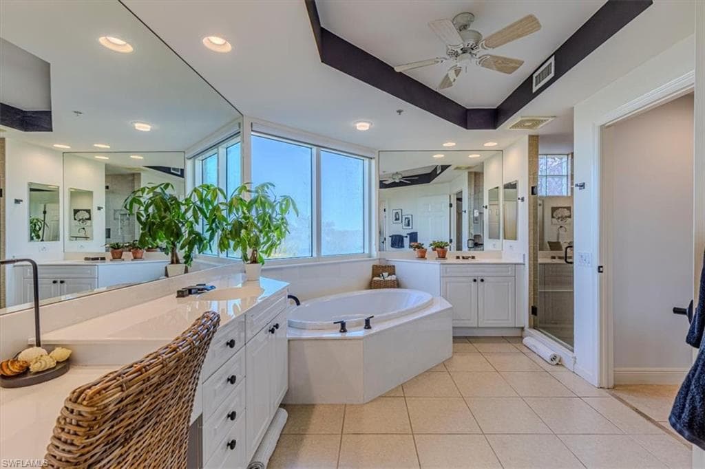 445 Cove Tower DR 504-21