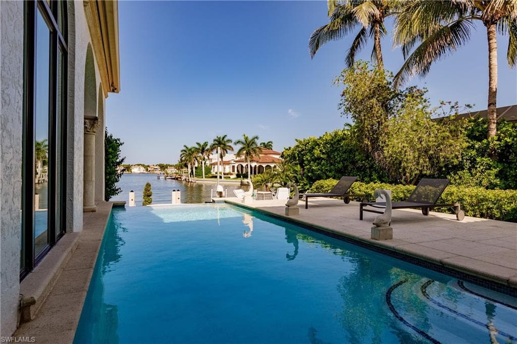 2450 Tarpon RD-10