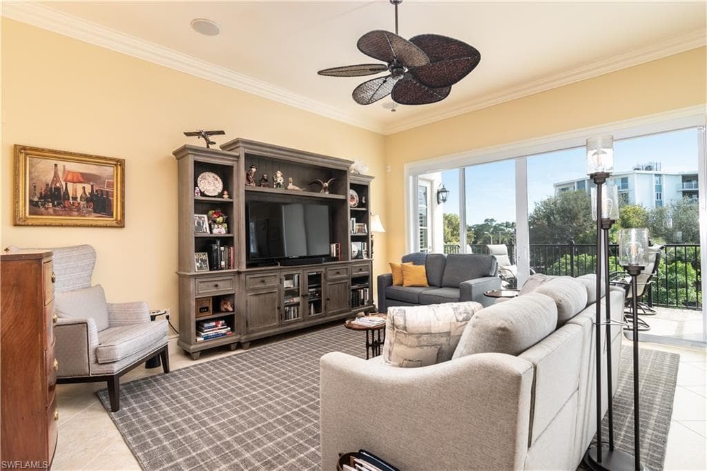 1400 Gulf Shore BLVD N 307-9