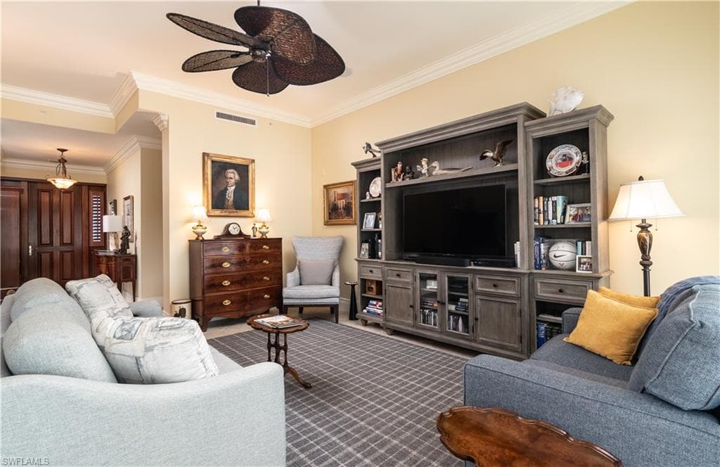 1400 Gulf Shore BLVD N 307-10