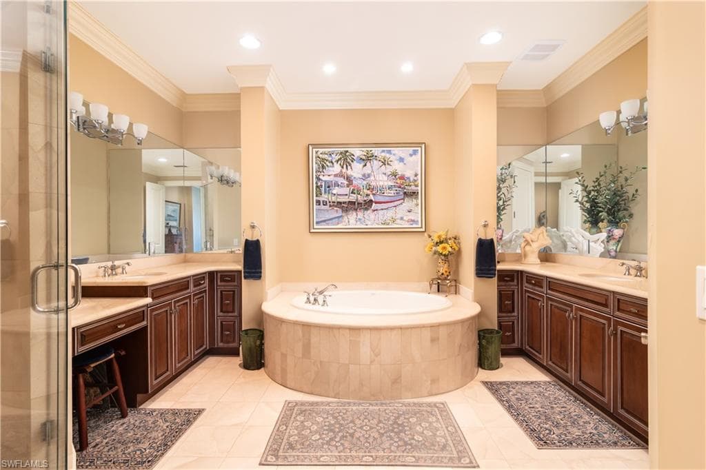 1400 Gulf Shore BLVD N 307-14