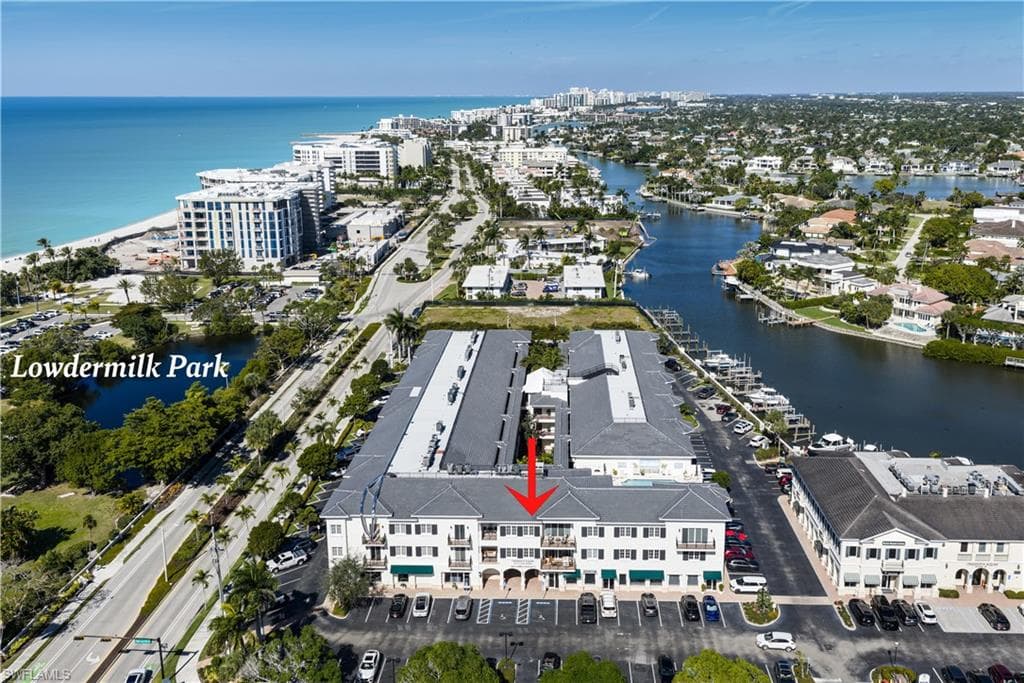 1400 Gulf Shore BLVD N 307-4