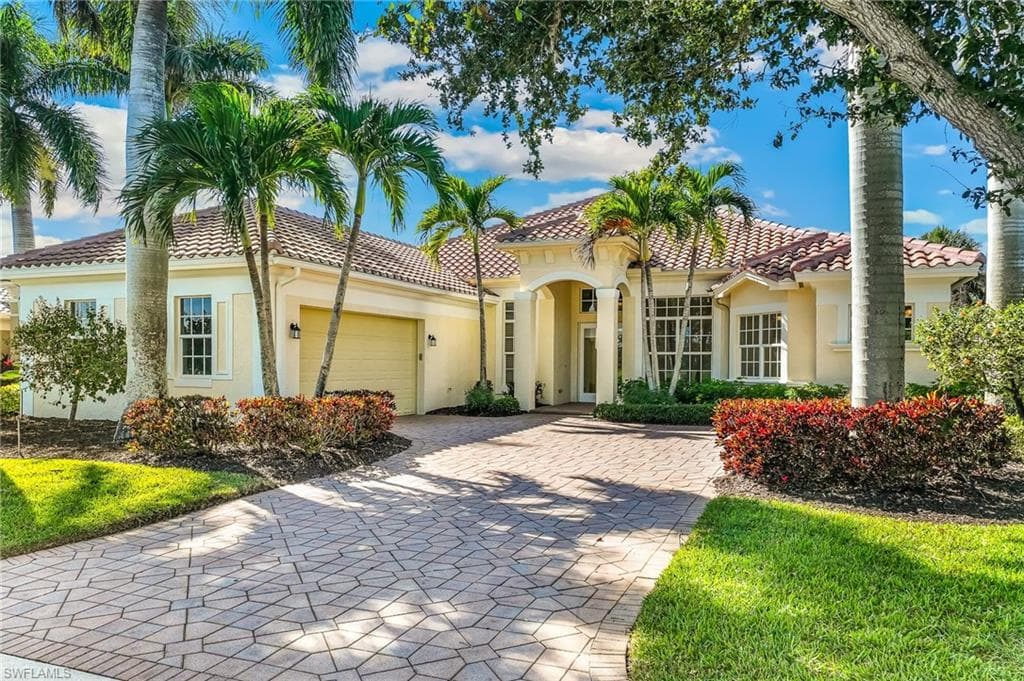 18230 Creekside View DR-19