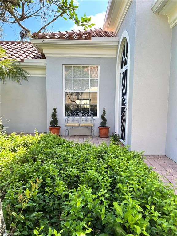 5477 Freeport LN-4
