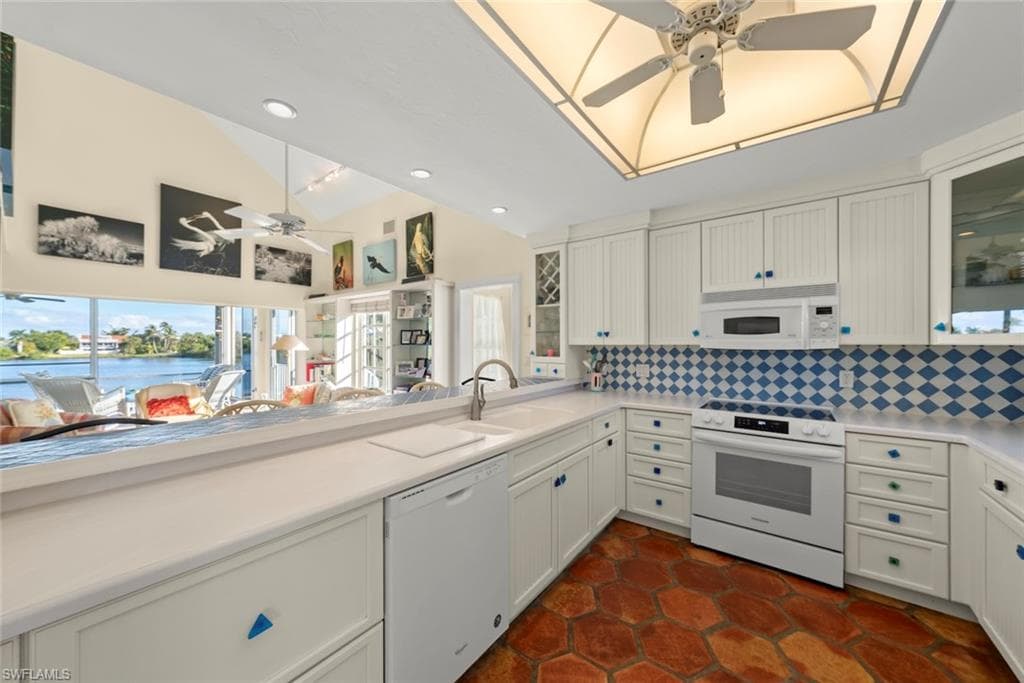 1401 Sand Castle RD-17