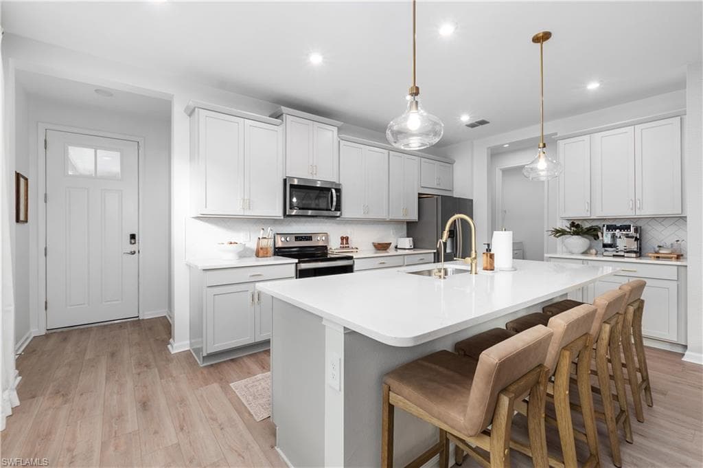 10313 Bonavie Cove DR-4
