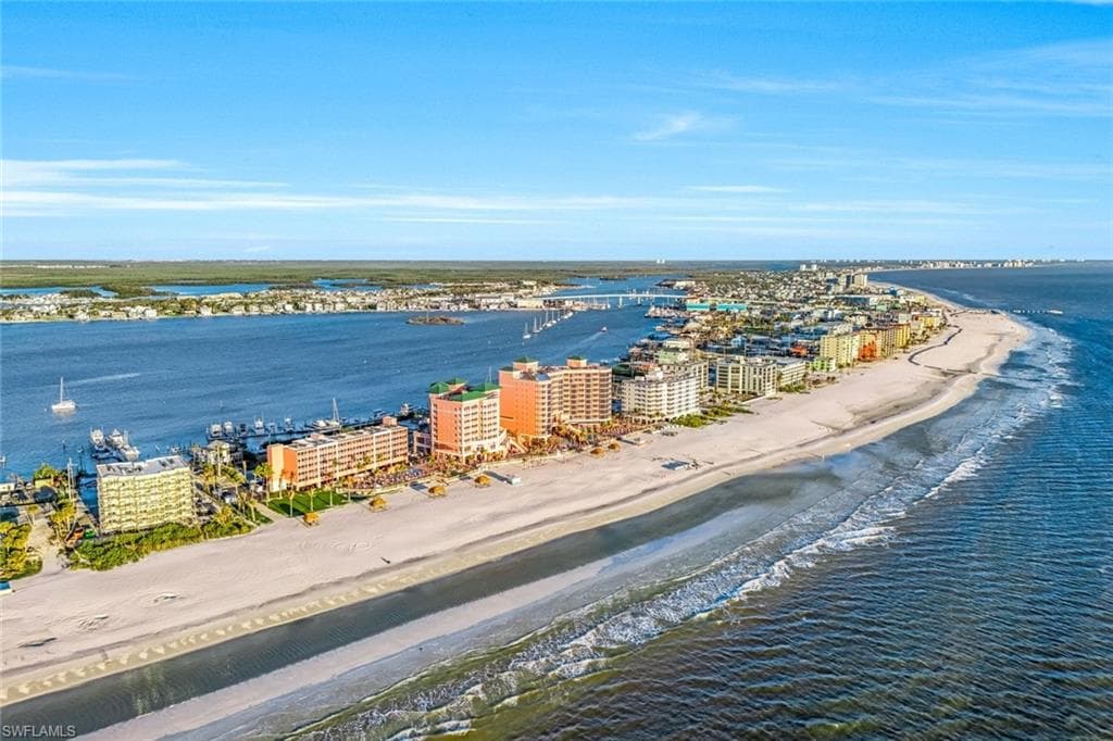 200 Estero BLVD 207-23