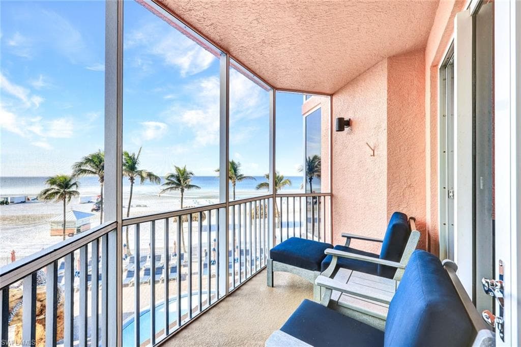 200 Estero BLVD 207-14