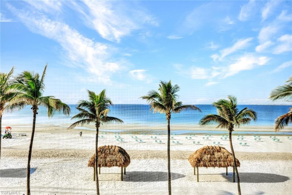 200 Estero BLVD 207-16