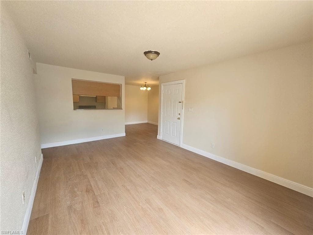 2905 Winkler AVE 713-6