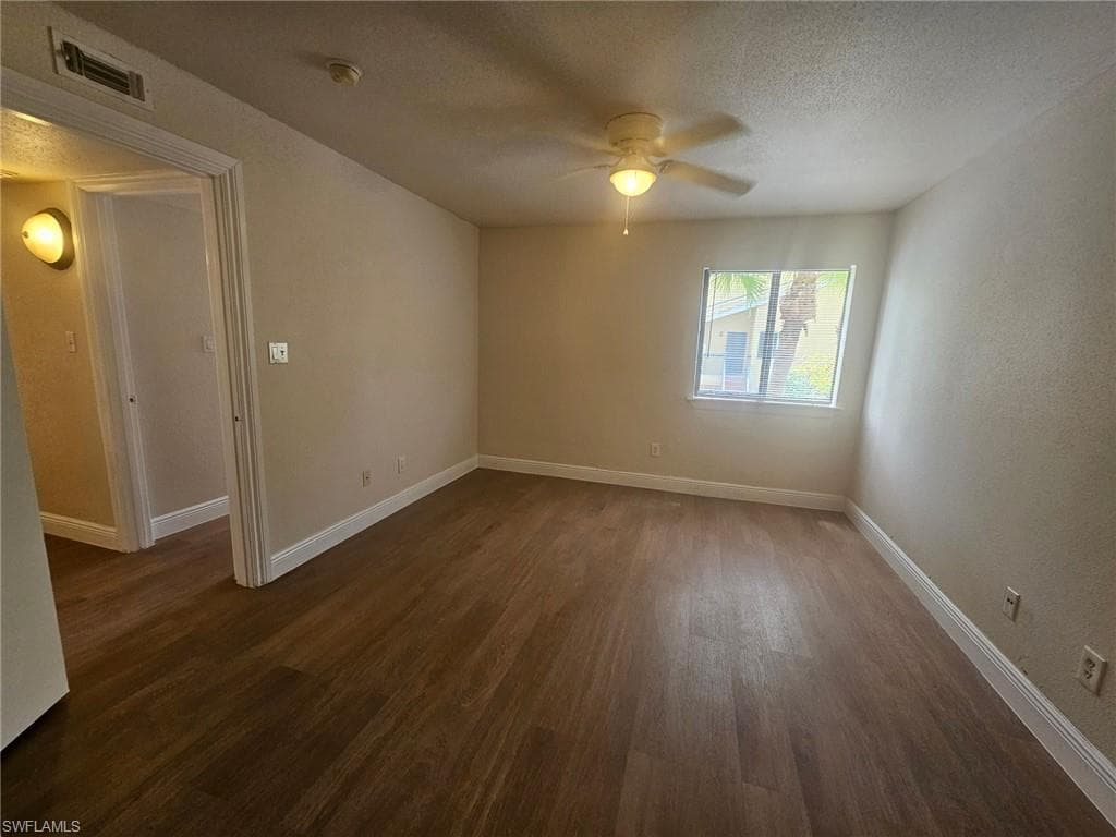 2905 Winkler AVE 713-15