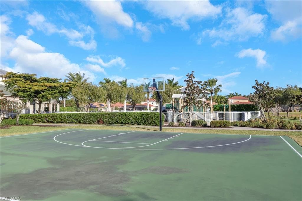 3763 Crofton CT-32