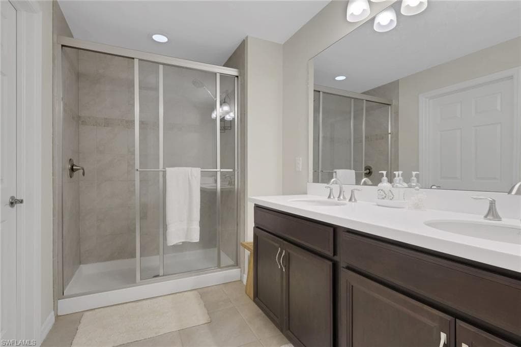 3763 Crofton CT-19