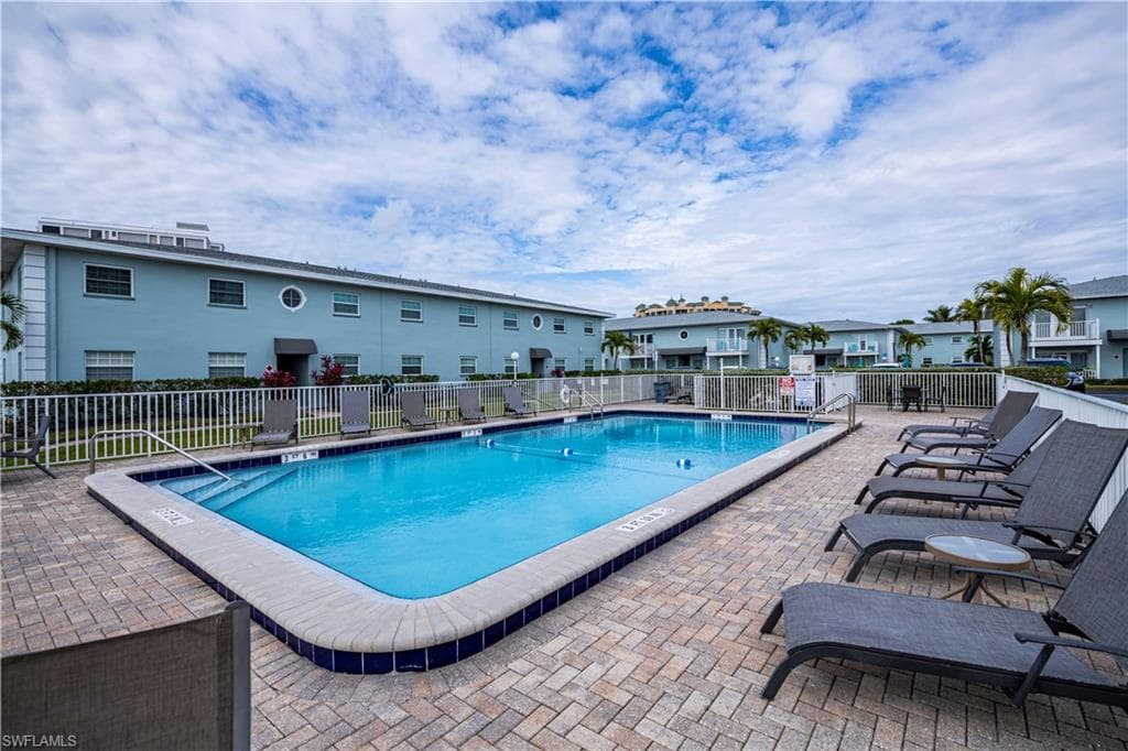 3324 N Key DR 8-43