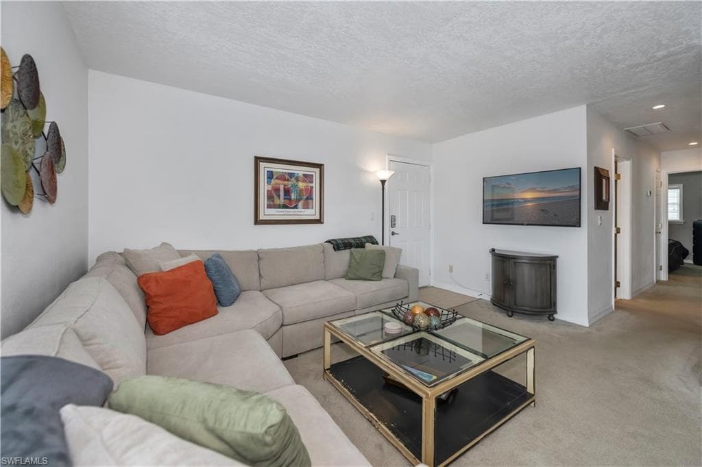 3324 N Key DR 8-16