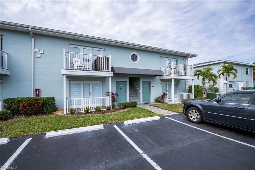 3324 N Key DR 8-5