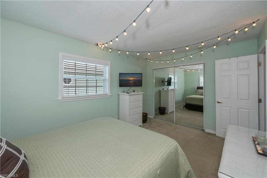 3324 N Key DR 8-30