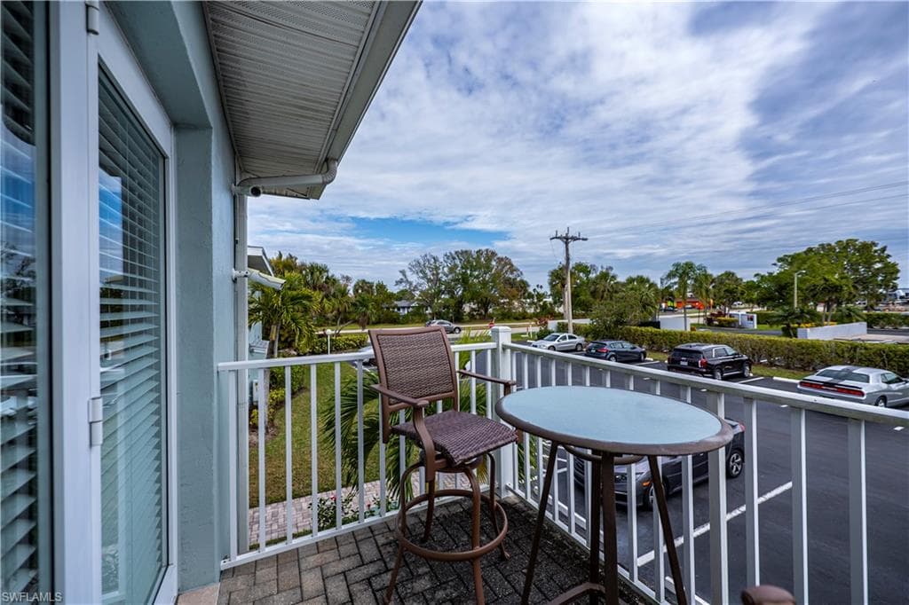 3324 N Key DR 8-41