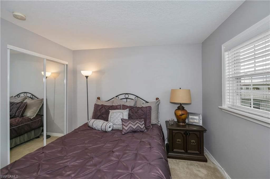 3324 N Key DR 8-37