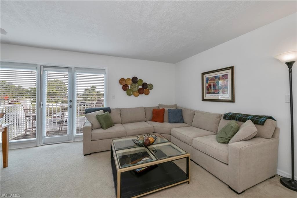 3324 N Key DR 8-15