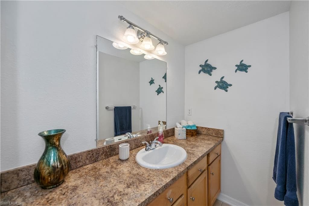3324 N Key DR 8-31