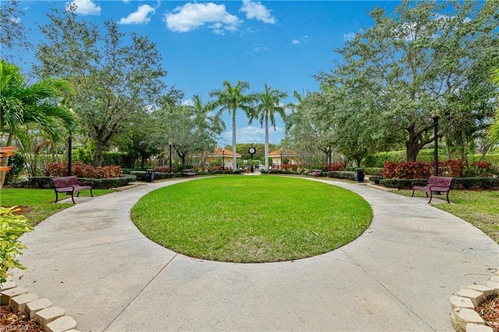 20230 Estero Gardens CIR 206-32