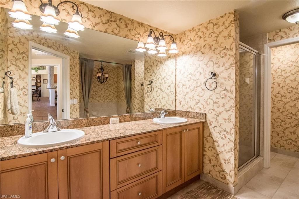 20230 Estero Gardens CIR 206-14