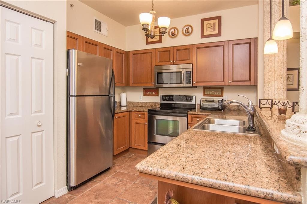 20230 Estero Gardens CIR 206-8