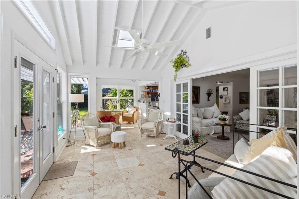 1348 Alcazar AVE-16