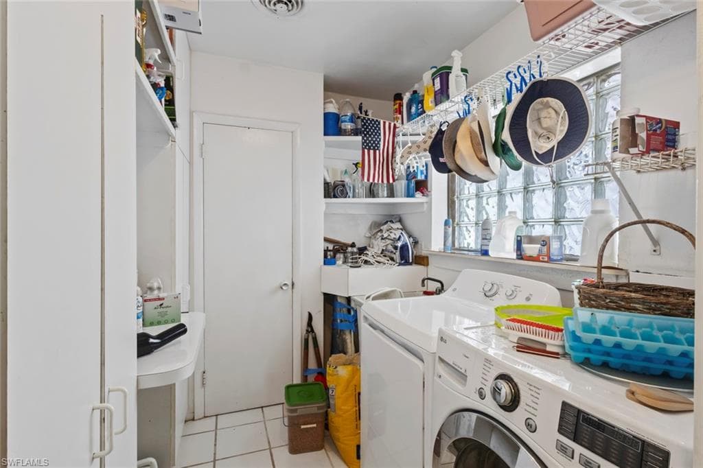 1348 Alcazar AVE-25
